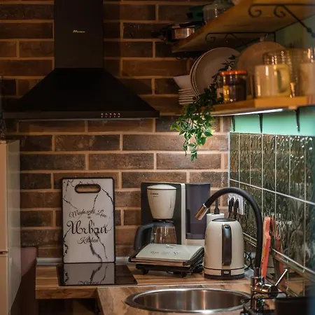 Athina's Little Апартаменты